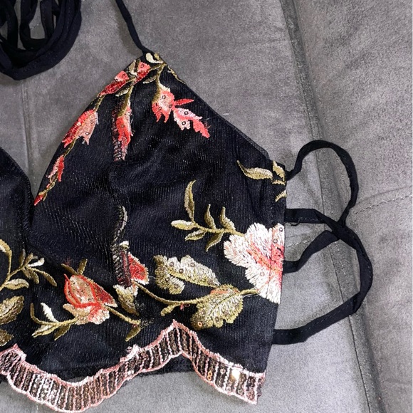 Floral crop top - Picture 3 of 6